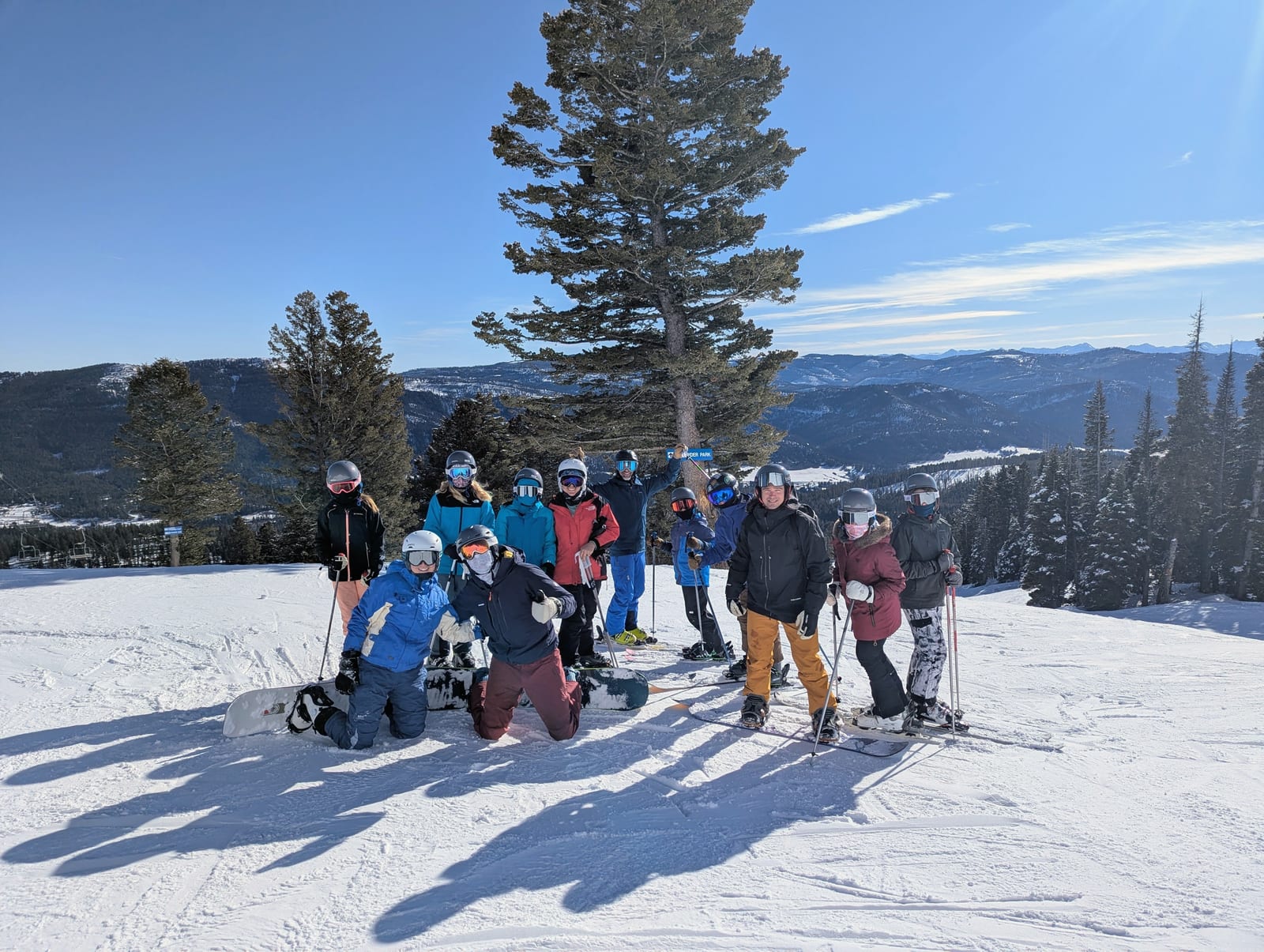 Snowboarding photo 14